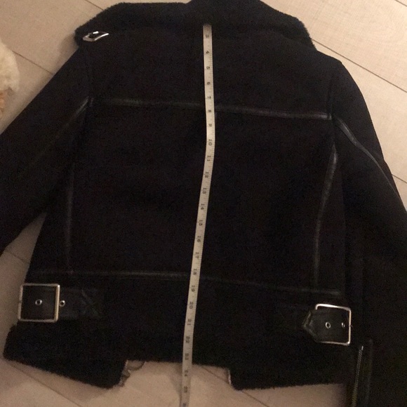 Gently worn faux shearling Moro - Picture 3 of 10